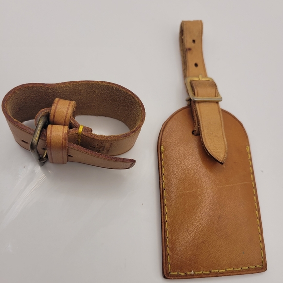 Louis Vuitton Leather Name Tag w/ Strap for Keepall Vintage - Picture 2 of 2